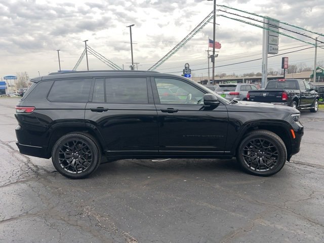 Used 2024 Jeep Grand Cherokee L Summit image 7