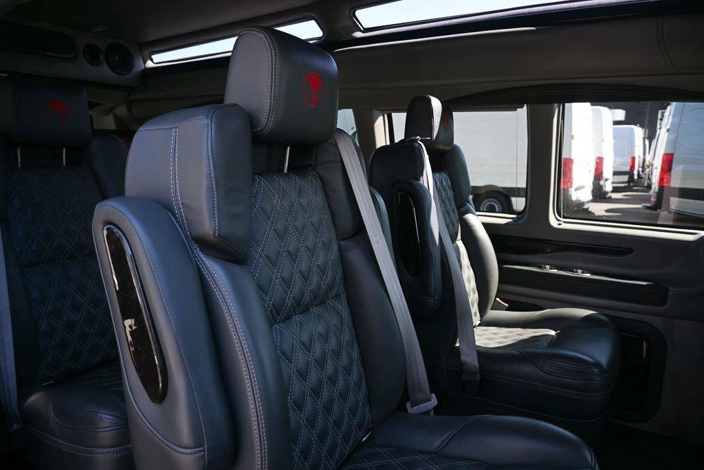 Used 2023 Chevrolet Express 2500 Extended RWD image 4