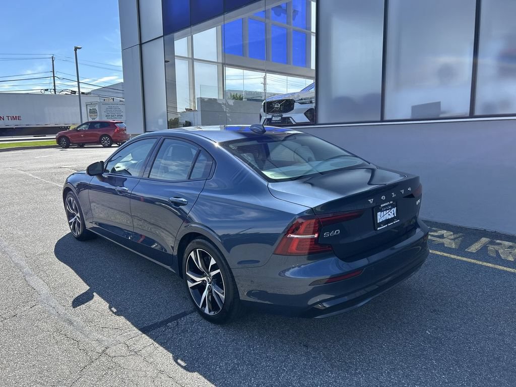 Certified 2024 Volvo S60 B5 Plus w/ Climate Package AWD/4WD image 6