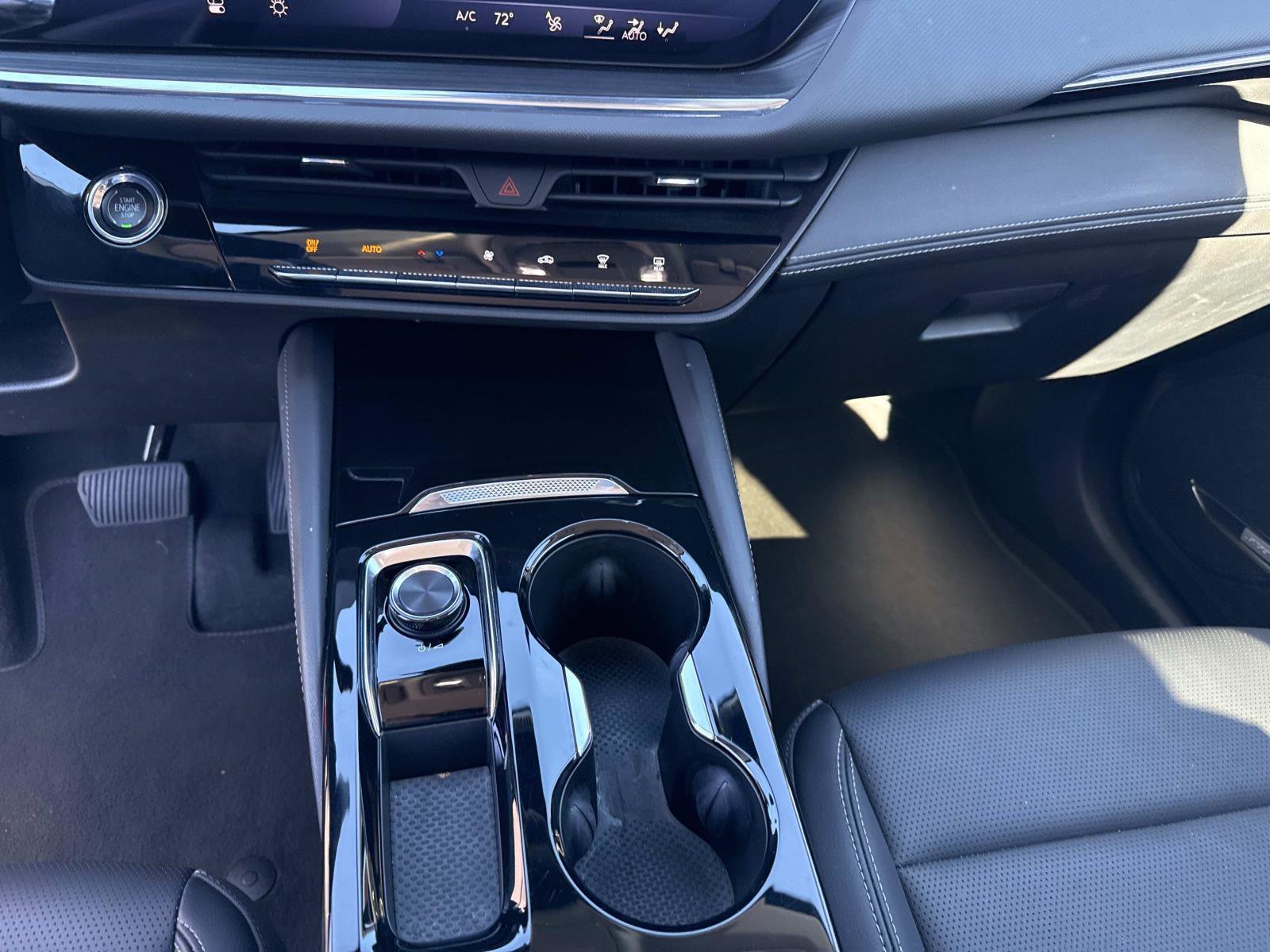 Used 2025 Buick Envision Preferred image 27