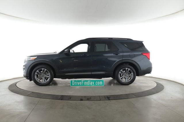 Used 2023 Ford Explorer XLT w/ Equipment Group 202A AWD/4WD image 9