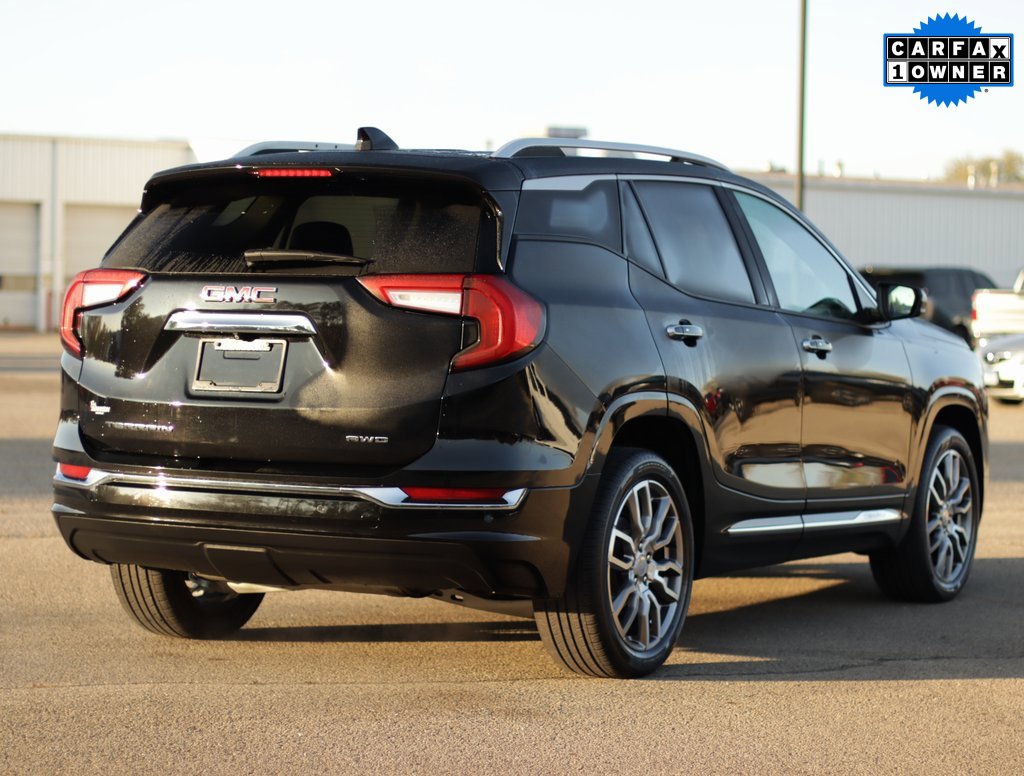 Used 2023 GMC Terrain Denali image 7