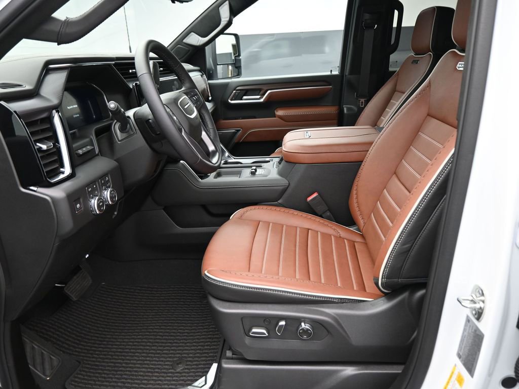 New 2026 GMC Sierra 3500 Denali Ultimate image 9