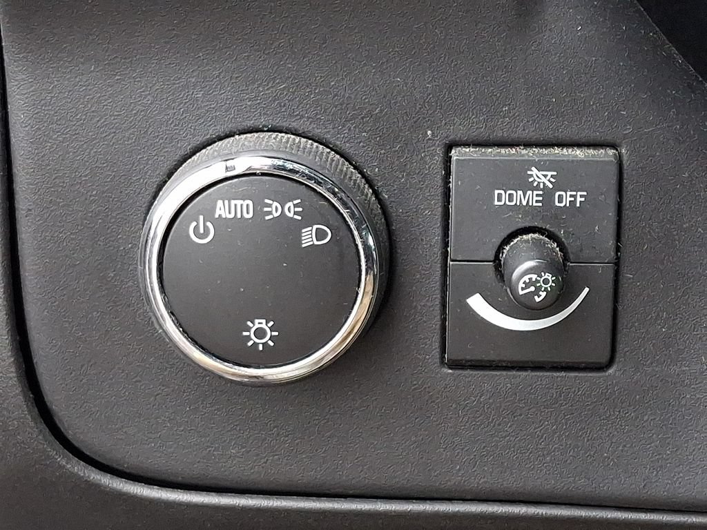 Used 2015 Chevrolet Express 2500 RWD image 23
