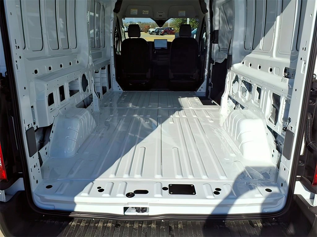 New 2026 Ford Transit 250 148 Medium Roof image 16