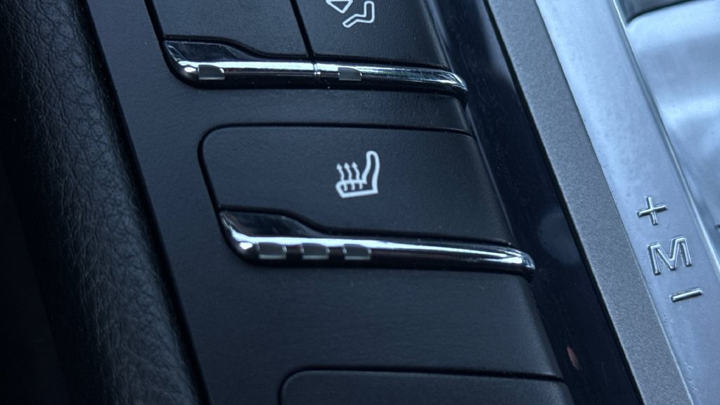 Used 2012 Porsche Panamera 4S image 39