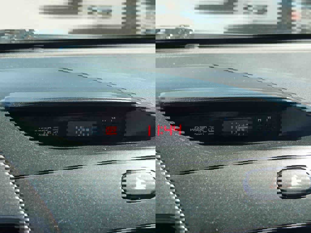 Used 2017 Kia Forte LX image 22