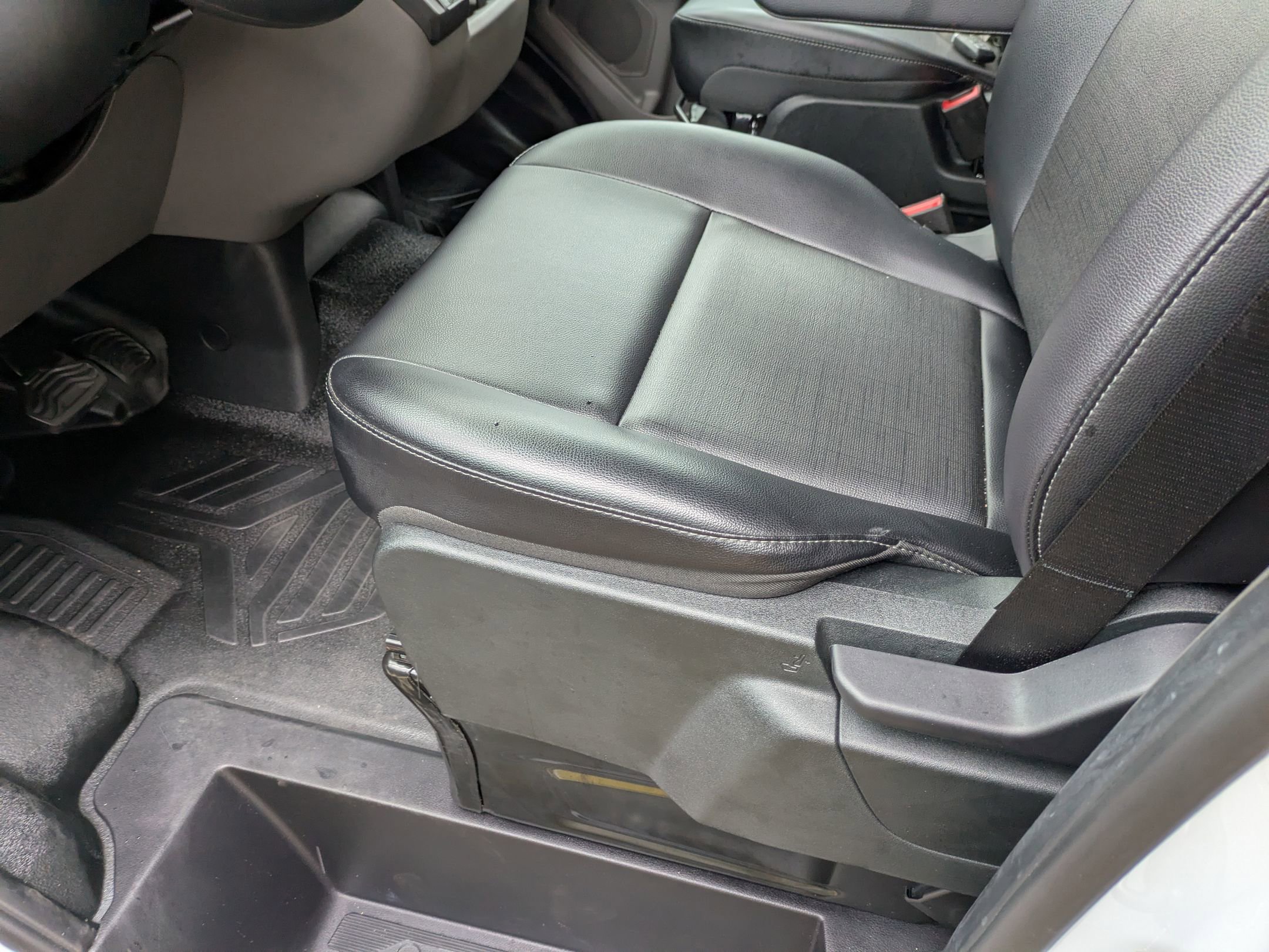 Certified 2025 Ford Transit 350 148 High Roof Extended image 12