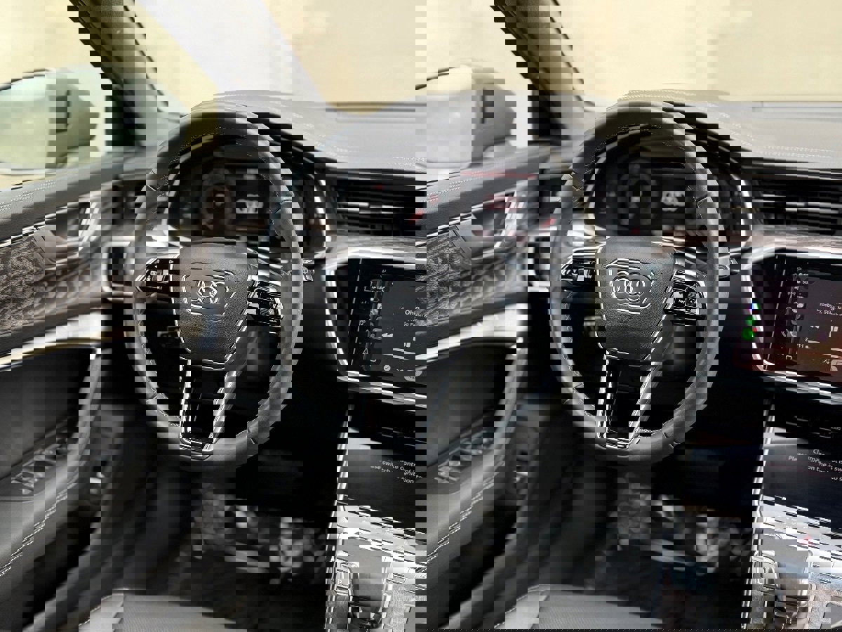 Used 2024 Audi A6 Premium Plus w/ Executive Package image 19