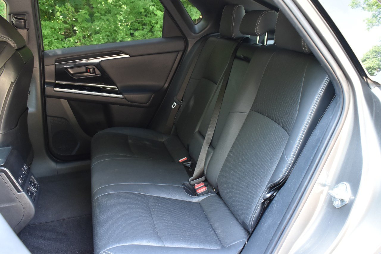 Used 2023 Subaru Solterra AWD image 17