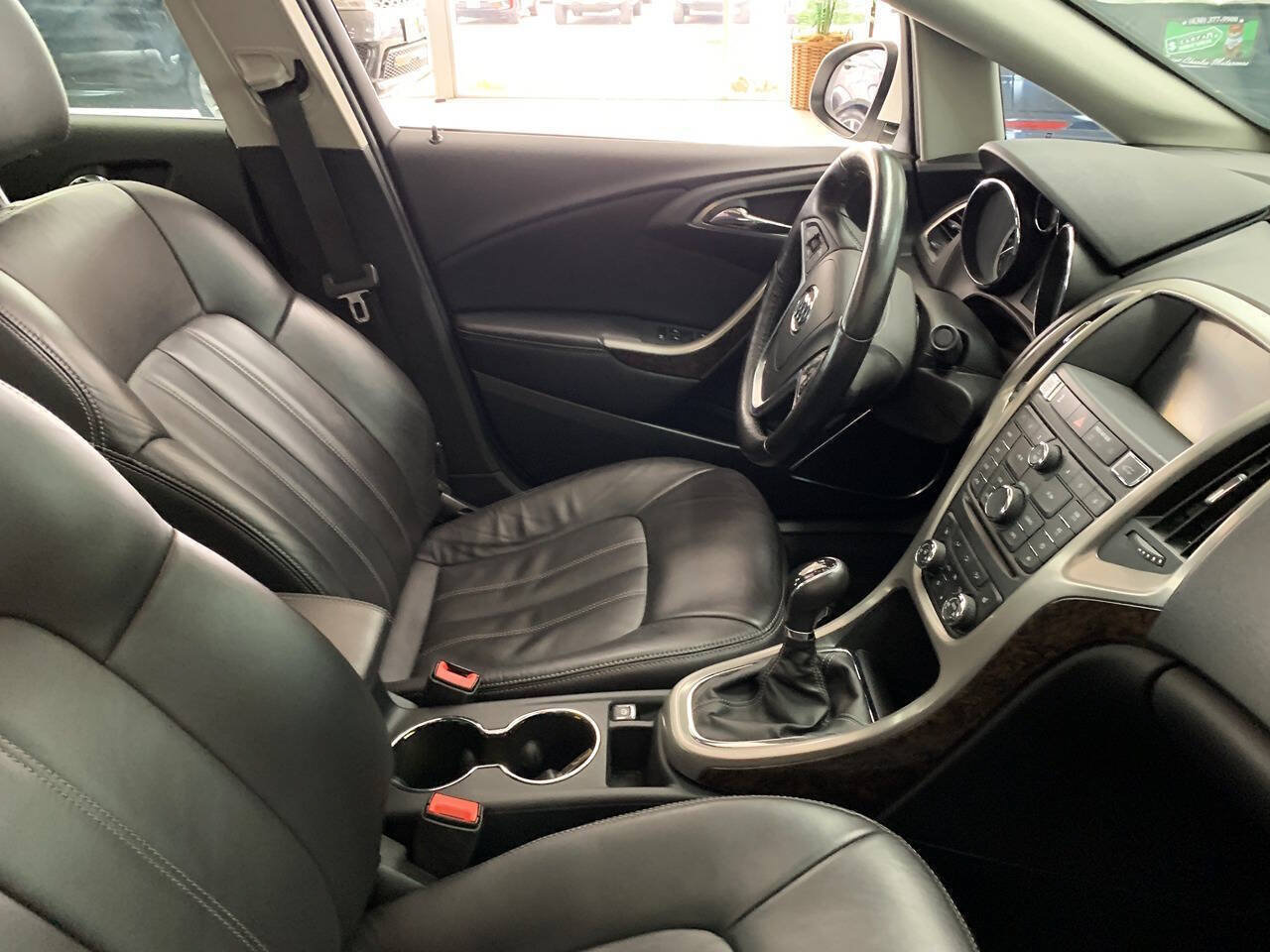 Used 2013 Buick Verano Premium FWD image 14