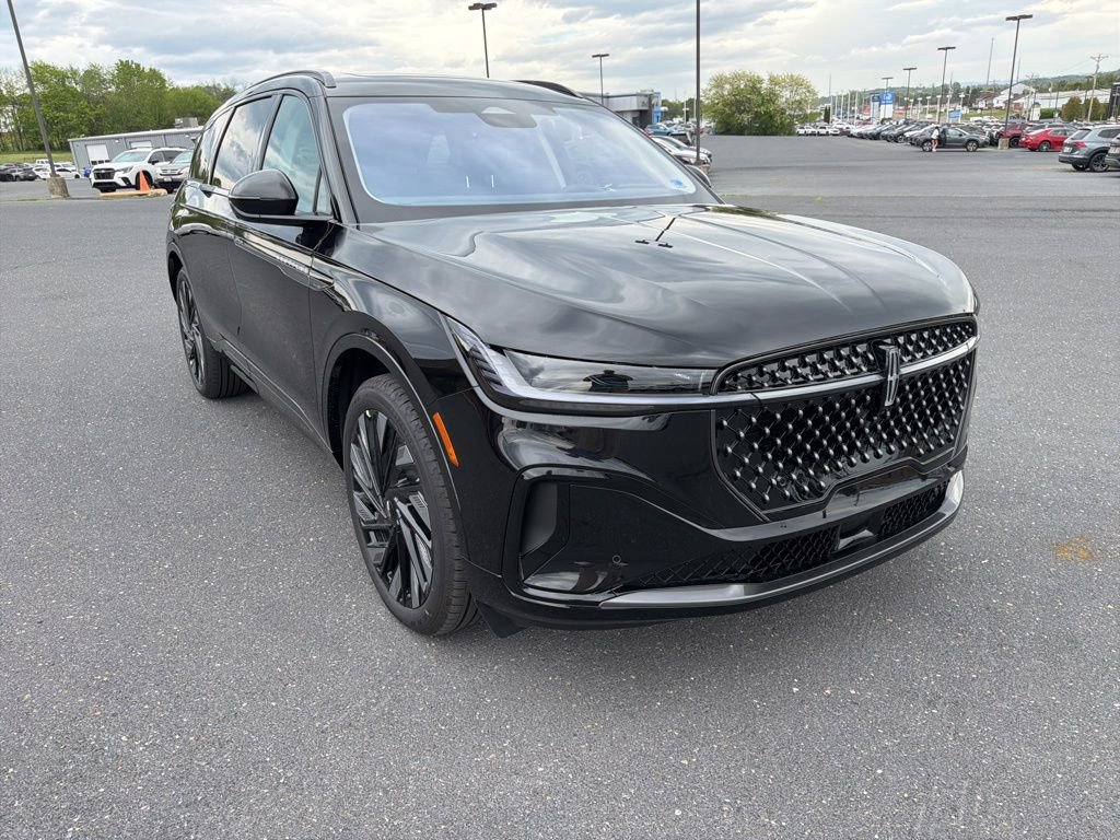 New 2026 Lincoln Nautilus Reserve w/ Jet Appearance Package AWD/4WD image 7