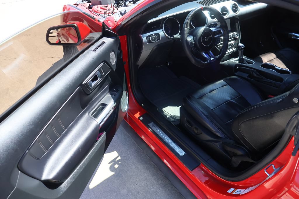 Used 2020 Ford Mustang GT Premium RWD image 16
