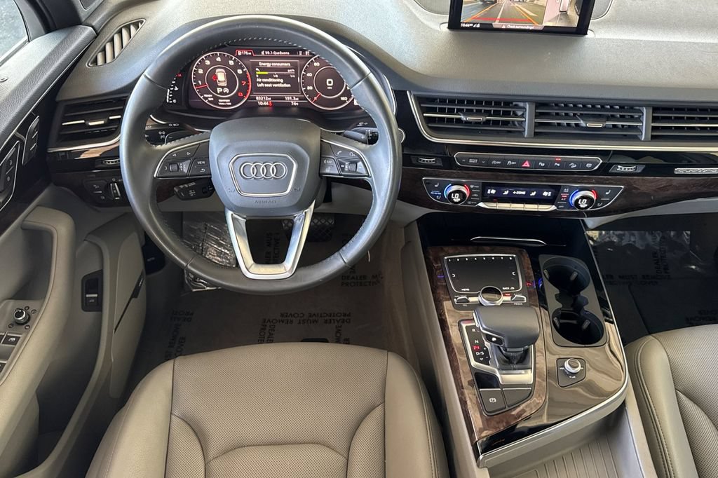 Used 2019 Audi Q7 3.0T Prestige AWD/4WD image 13