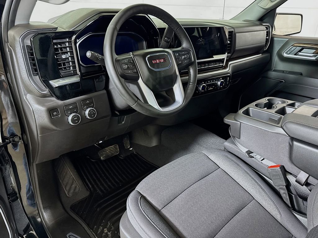 Certified 2026 GMC Sierra 1500 Elevation image 7