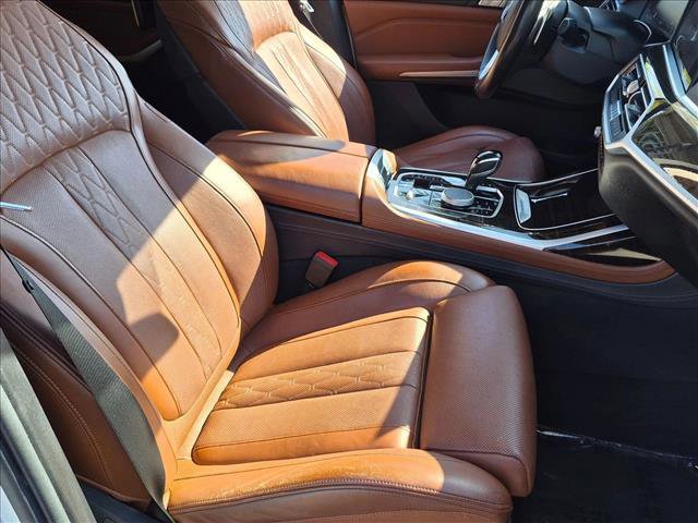 Used 2019 BMW X7 xDrive40i w/ Premium Package AWD/4WD image 21