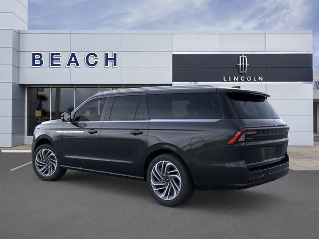 New 2025 Lincoln Navigator L Reserve AWD/4WD image 5