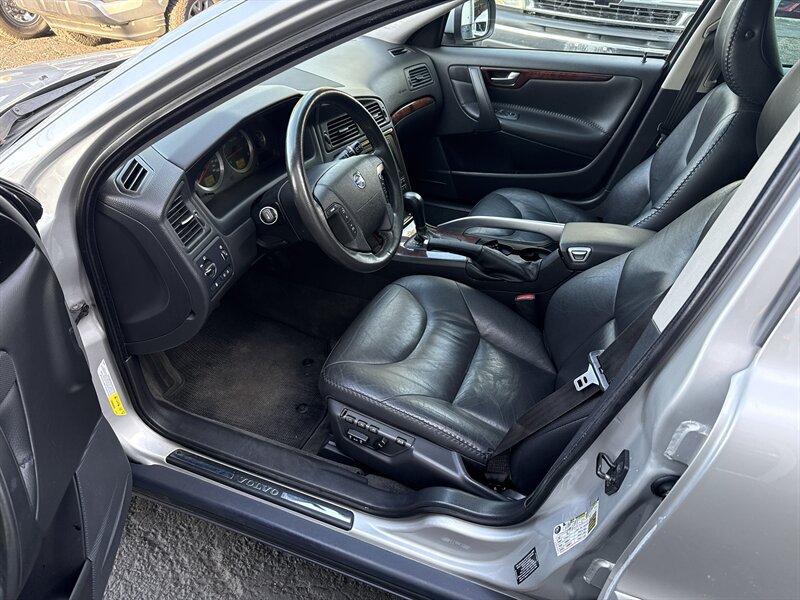 Used 2007 Volvo XC70 AWD/4WD image 17