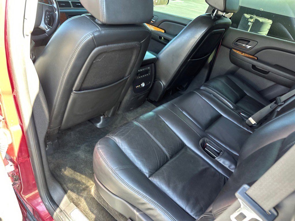 Used 2007 Chevrolet Tahoe LTZ w/ LTZ Preferred Equipment Group image 25