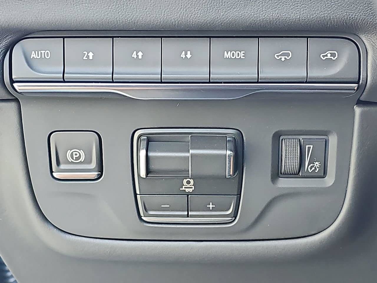 New 2026 Cadillac Escalade Platinum Sport w/ LPO, ONYX Package AWD/4WD image 27