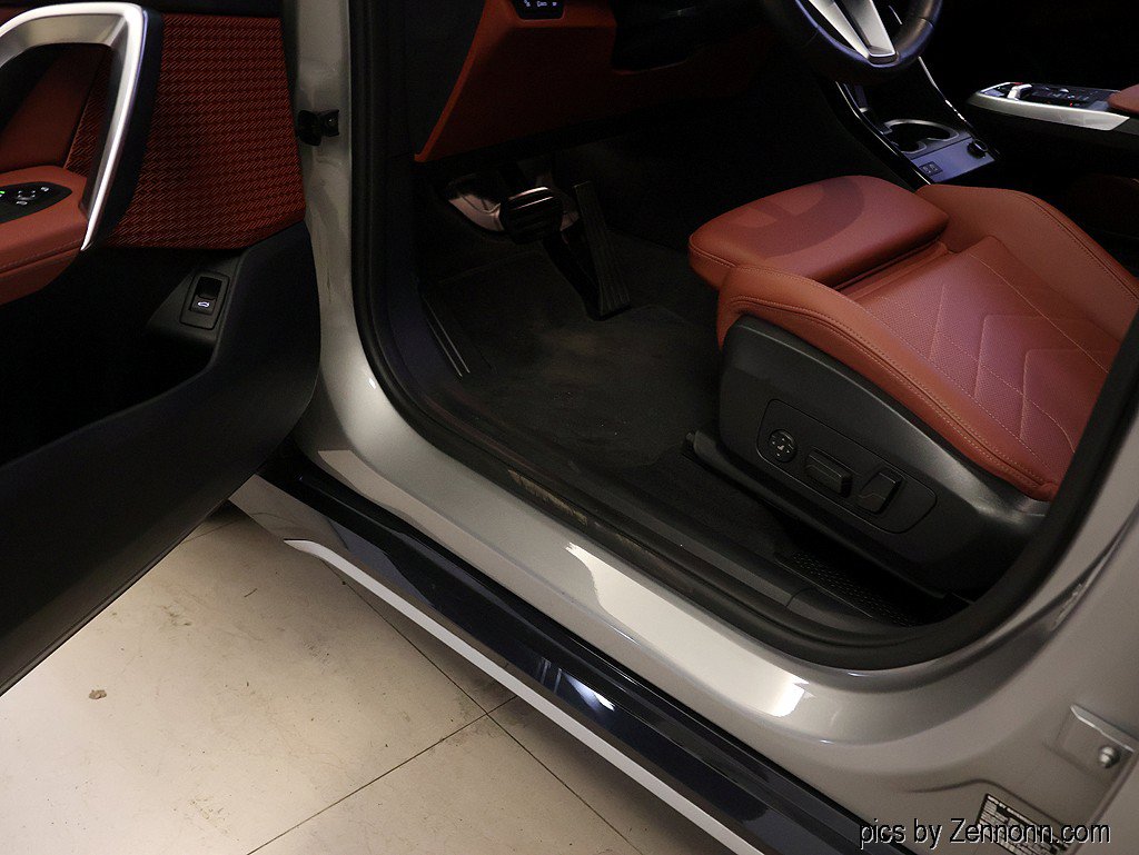 Certified 2026 BMW X1 xDrive28i AWD/4WD image 28