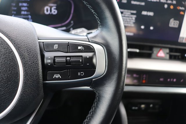 Used 2024 Kia Sportage EX image 23