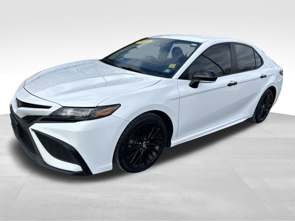 Used 2022 Toyota Camry SE