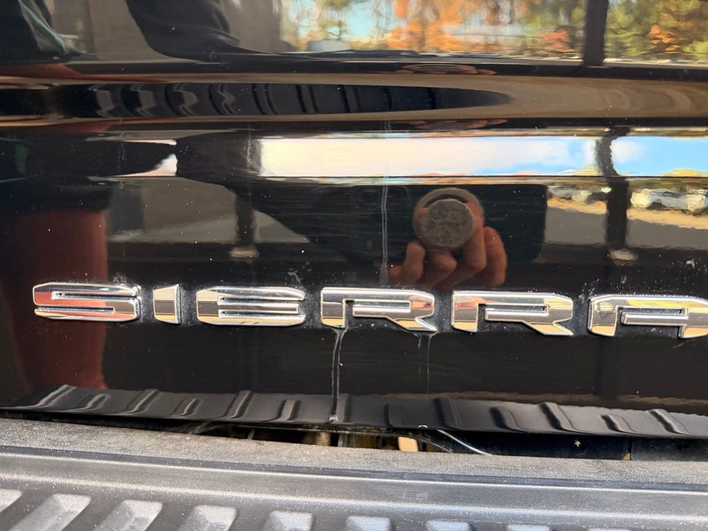 Used 2025 GMC Sierra 1500 Denali Ultimate image 11