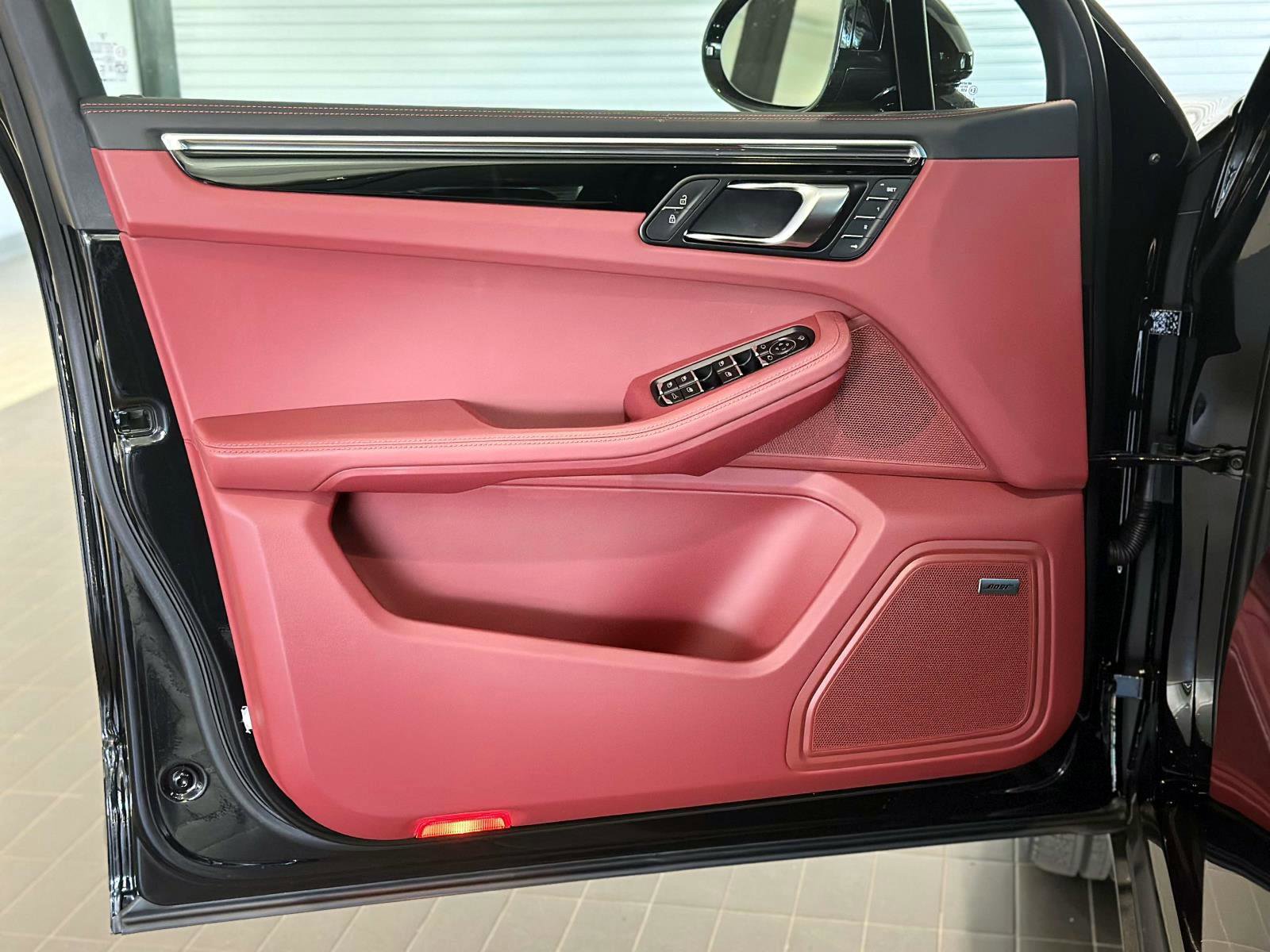 New 2026 Porsche Macan S image 17