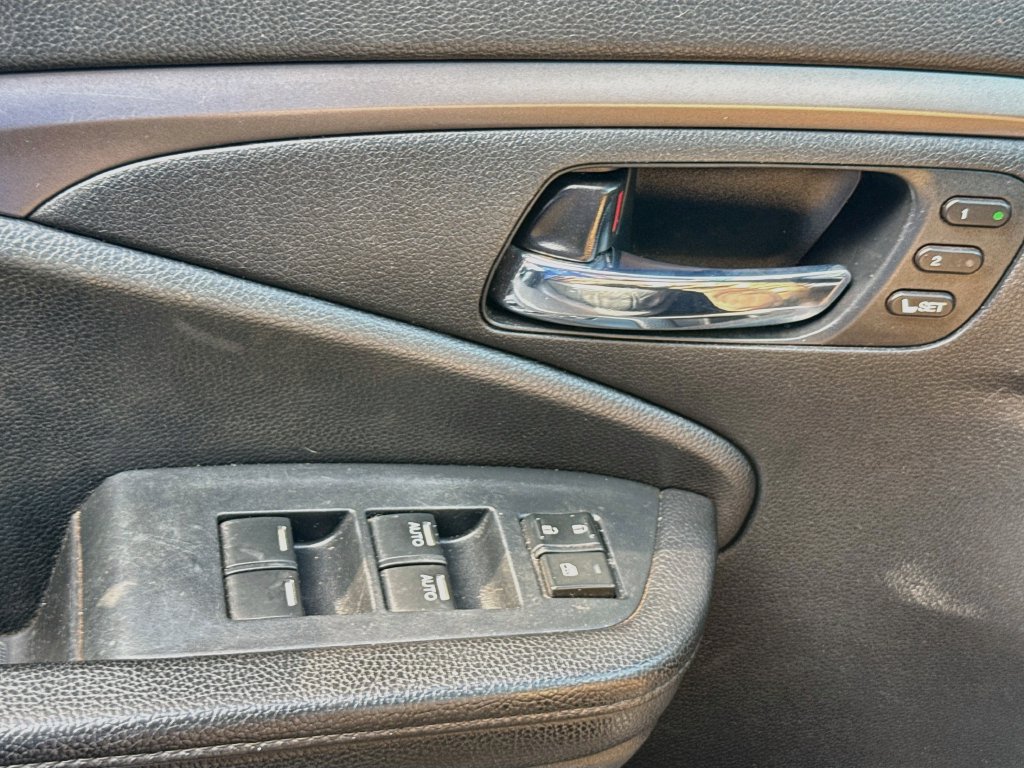 Used 2021 Honda Pilot Special Edition image 19