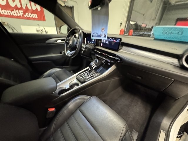 Used 2024 Alfa Romeo Tonale Veloce w/ Active Assist Package AWD/4WD image 12