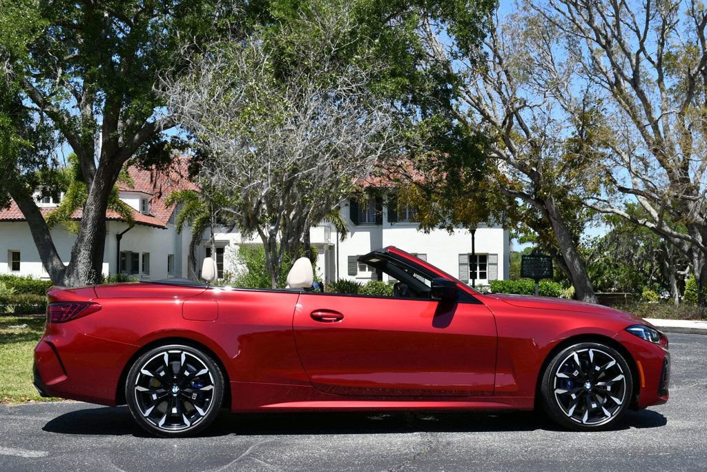 Used 2025 BMW M440i Convertible RWD image 40