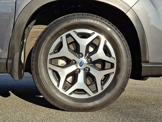 Used 2023 Subaru Forester Premium AWD/4WD image 8