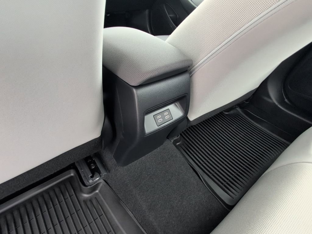 Certified 2023 Toyota Corolla LE image 16