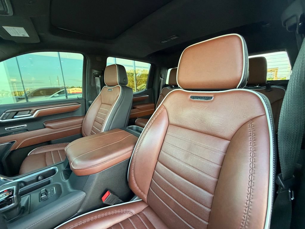 Used 2024 GMC Sierra 1500 Denali Ultimate AWD/4WD image 19