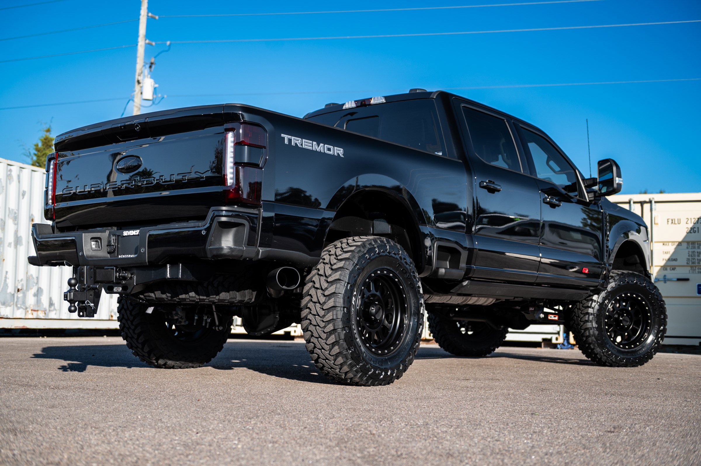 New 2025 Ford F250 Lariat w/ Lariat Ultimate Package image 3