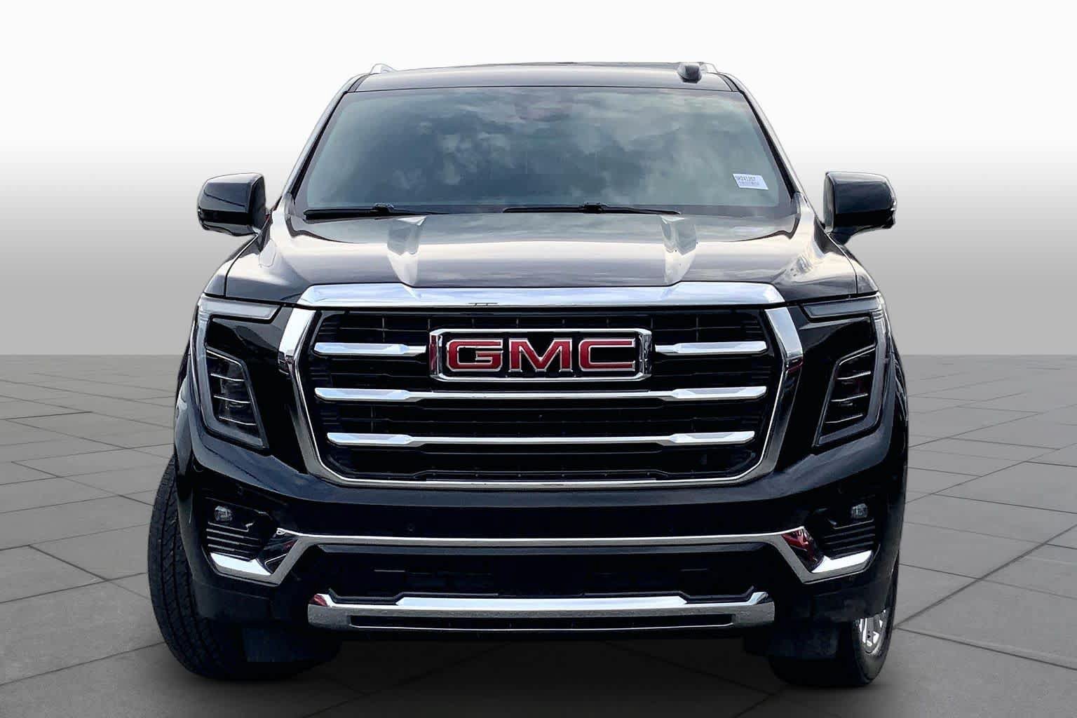 Used 2025 GMC Yukon Elevation AWD/4WD image 4