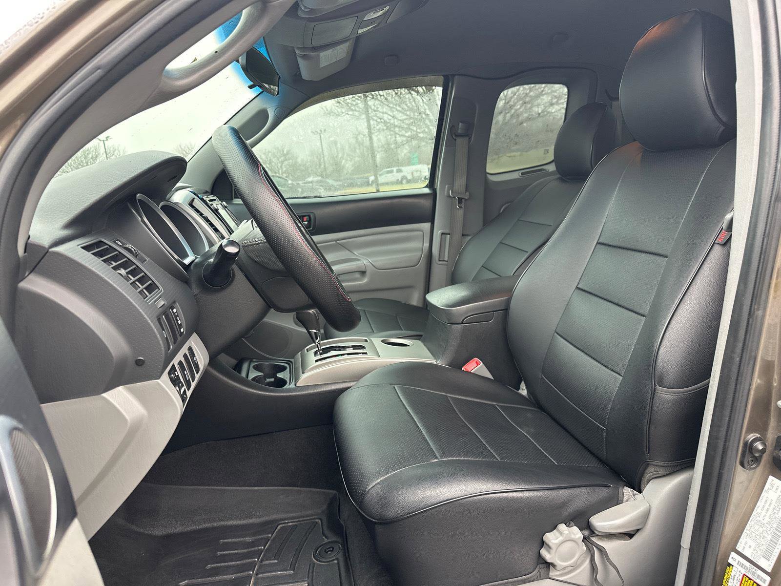 Used 2015 Toyota Tacoma TRD Pro image 3