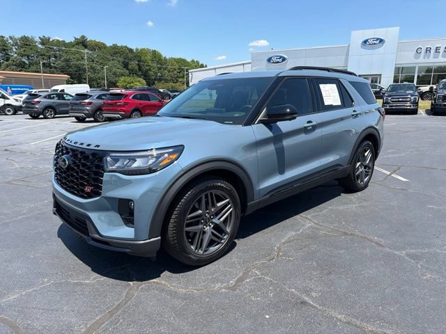 Used 2025 Ford Explorer ST w/ Sun And Sound Package AWD/4WD image 3