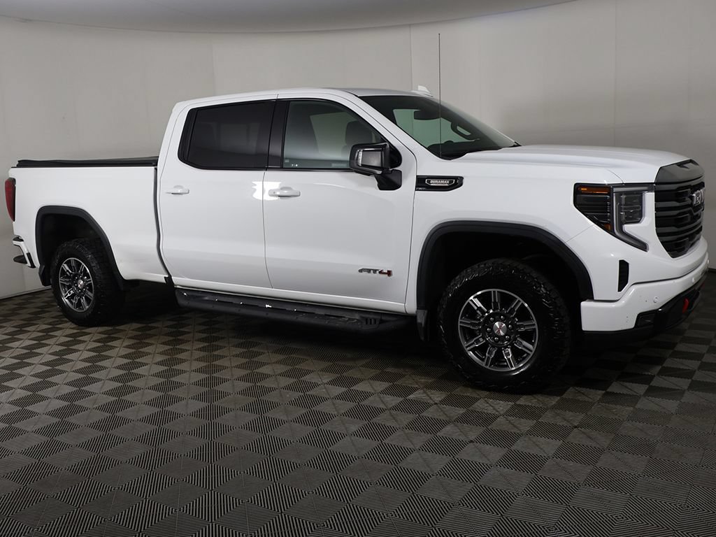 Used 2024 GMC Sierra 1500 AT4 w/ AT4 Preferred Package AWD/4WD image 19