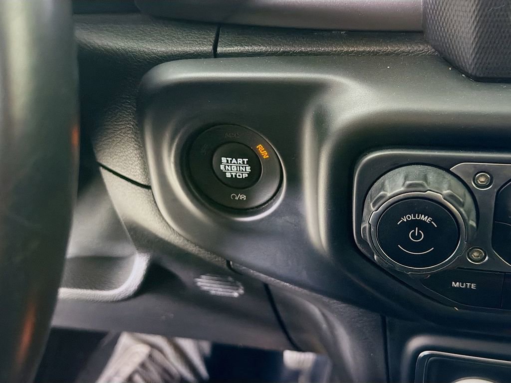 Used 2020 Jeep Wrangler Unlimited Sport S image 34