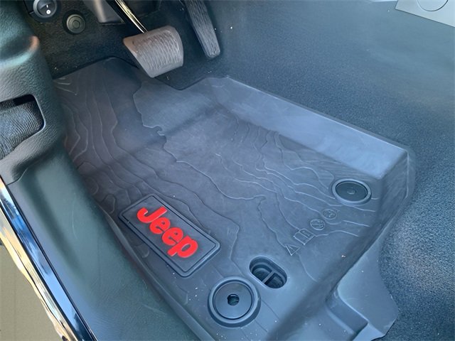 Used 2023 Jeep Gladiator Sport image 35