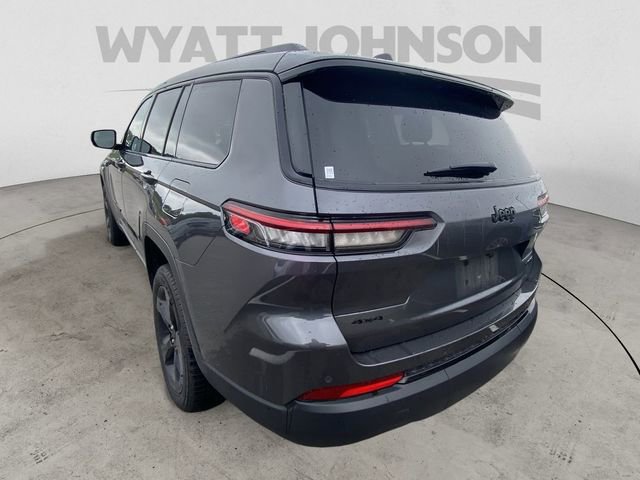 Used 2025 Jeep Grand Cherokee L Limited w/ Black Appearance Package AWD/4WD image 7