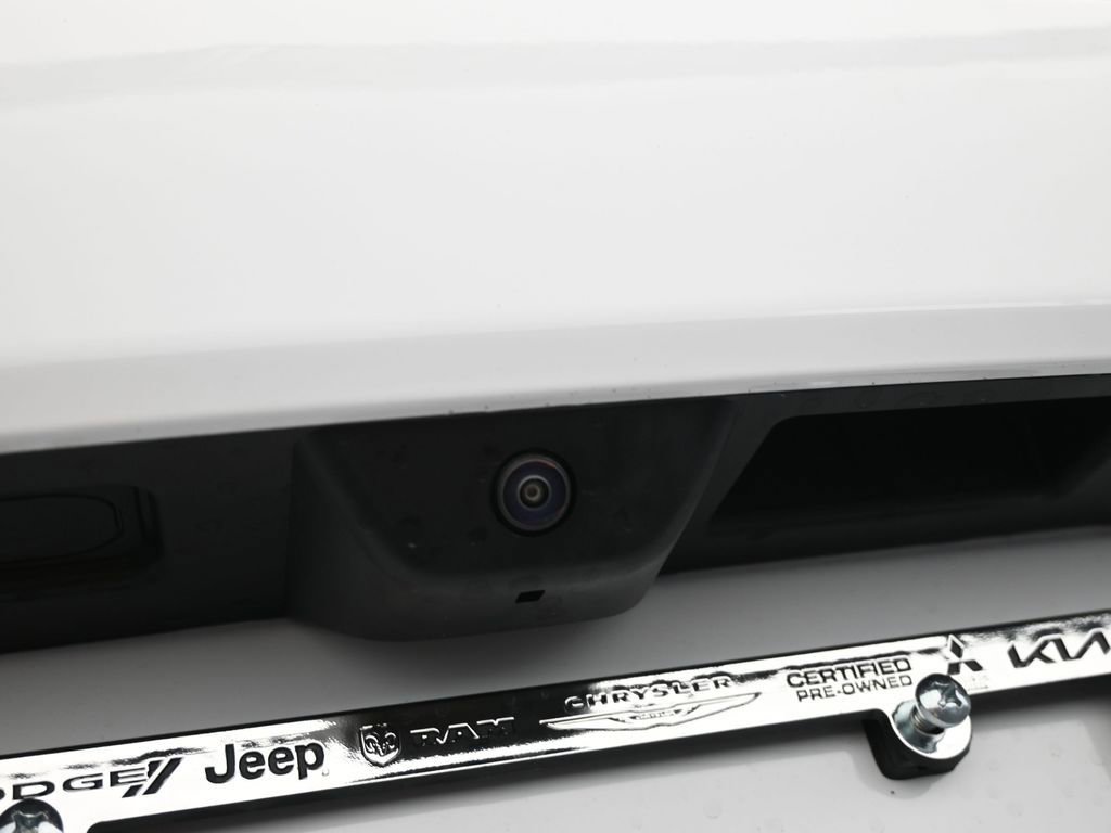 New 2025 Jeep Grand Cherokee Altitude image 32