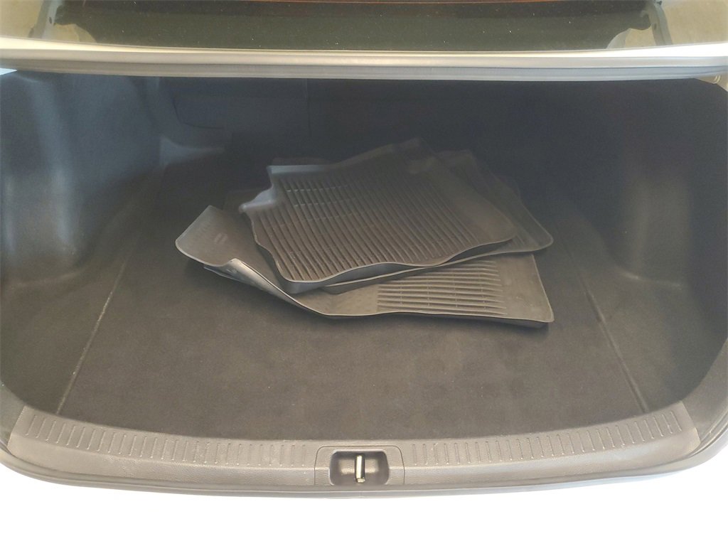 Used 2023 Toyota Corolla LE image 9