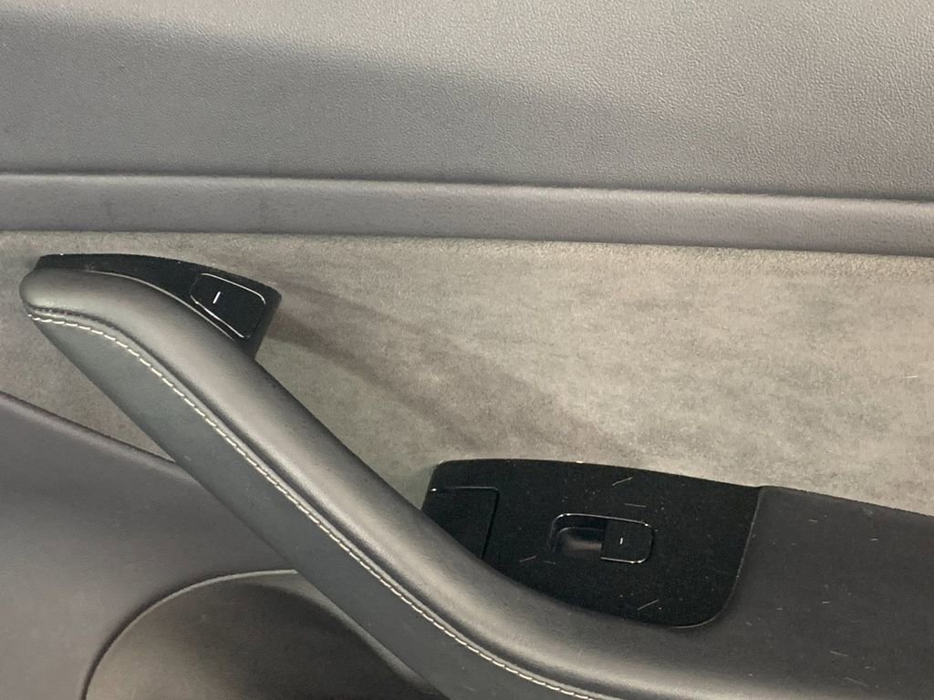 Used 2019 Tesla Model 3 Mid Range image 36