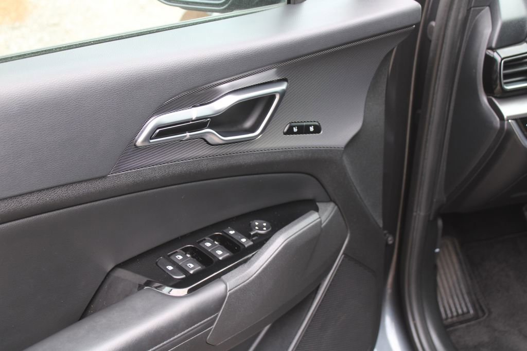 Used 2024 Kia Sportage SX image 19