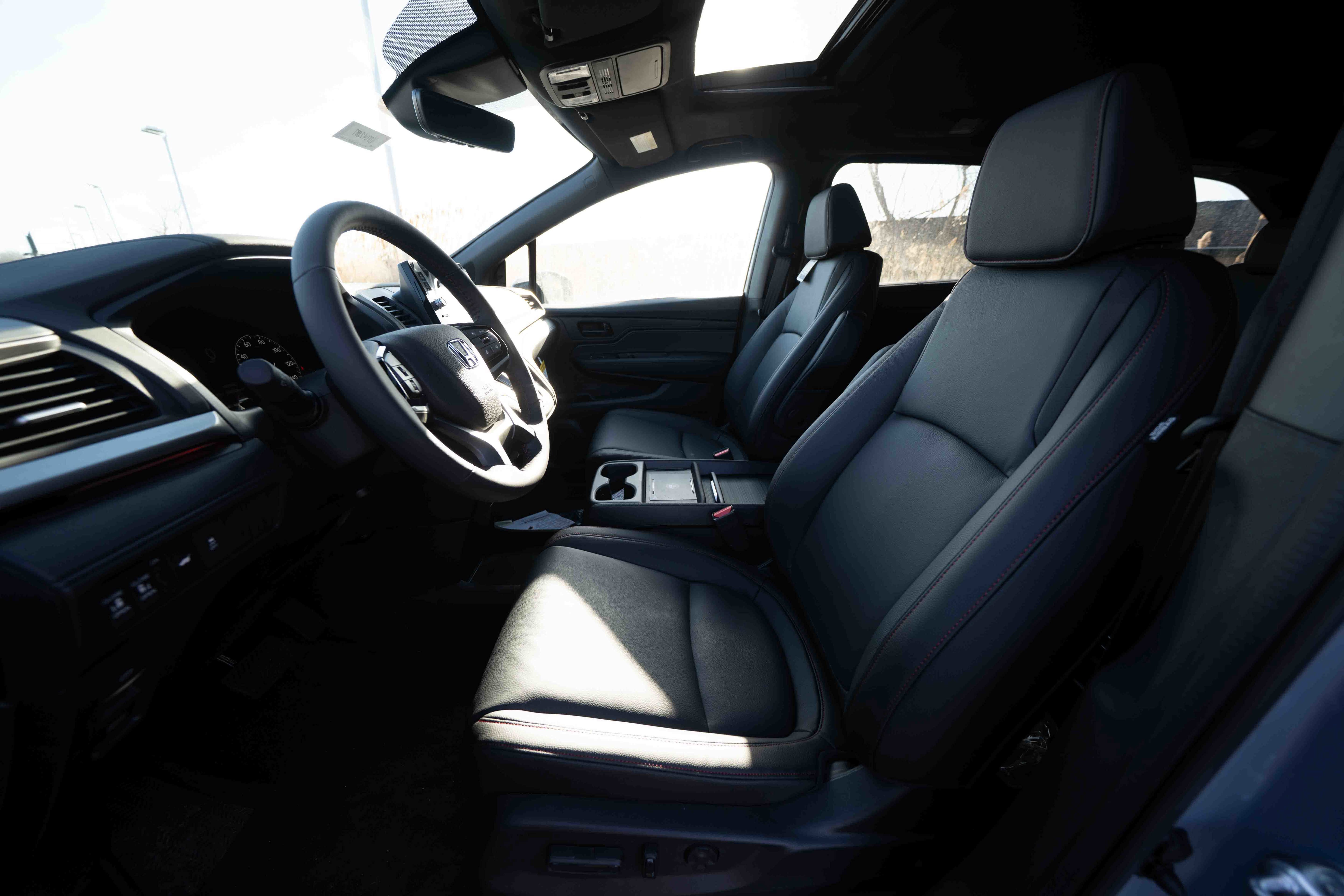 New 2026 Honda Odyssey Sport-L image 9