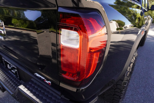 Used 2026 GMC Canyon AT4 w/ Technology Plus Package AWD/4WD image 36