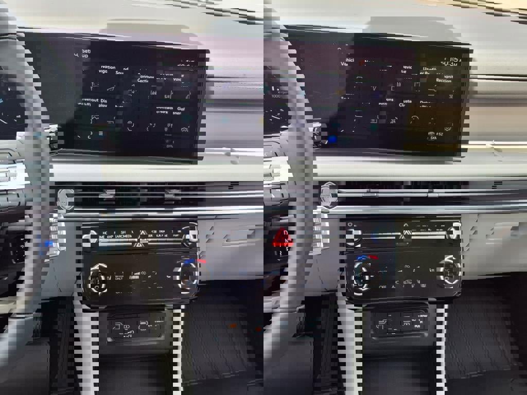 New 2025 Hyundai Tucson SEL image 15